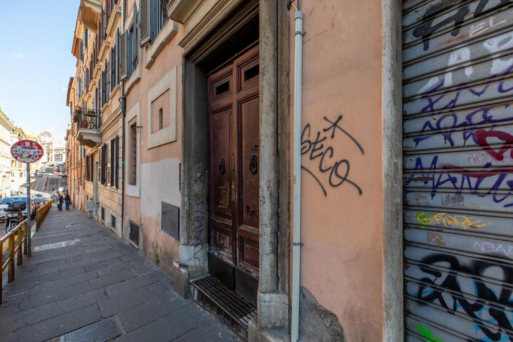 Iflat Bright Brand New 3-Bedroom Apt In Monti Rome Exterior photo